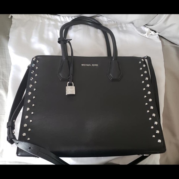 Michael Kors satchels and crossbody - Picture 8 of 8